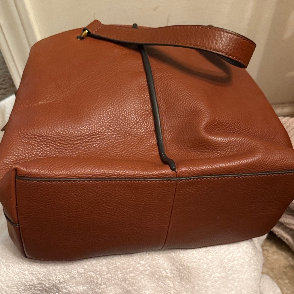 Fossil Tan Leather Shoulder Bag - Picture 4 of 8
